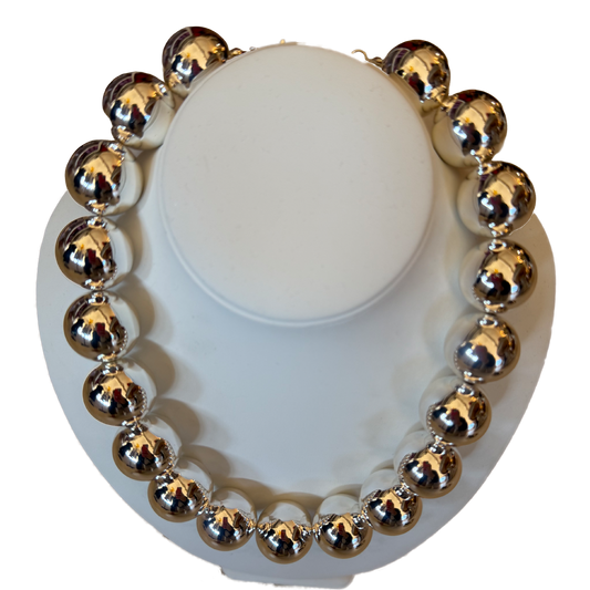 Smitten Bauble Necklace